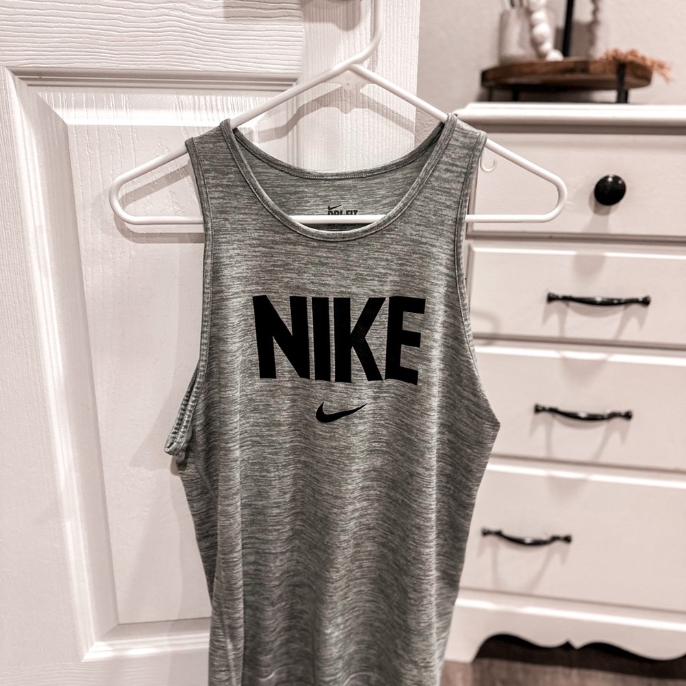 Nike Heather Gray Sleeveless Top